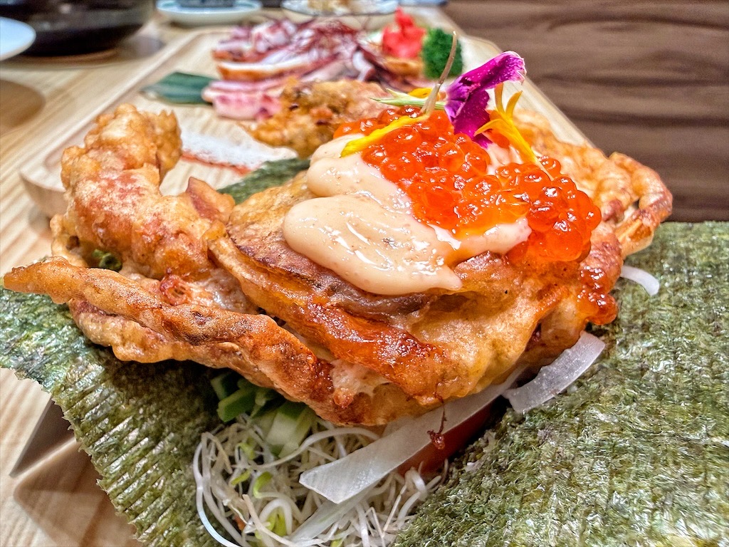喬八丼飯|台中大里平價日本料理，生熟丼、刺身、炸烤物，無低消續飯湯吃到飽、壽星送生魚片蛋糕，寵物友善 @果果愛Fruitlove