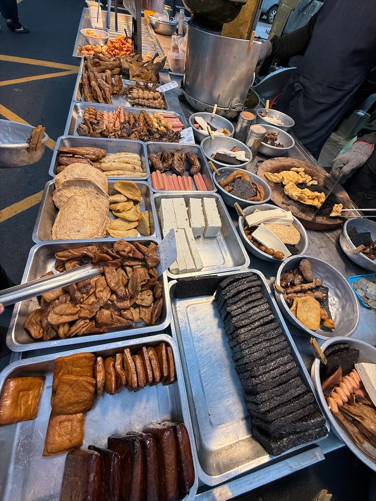 嘉義朴子週六夜市連在地人也好愛來逛，跟我們一起來看看有那些排隊美食推薦 @果果愛Fruitlove