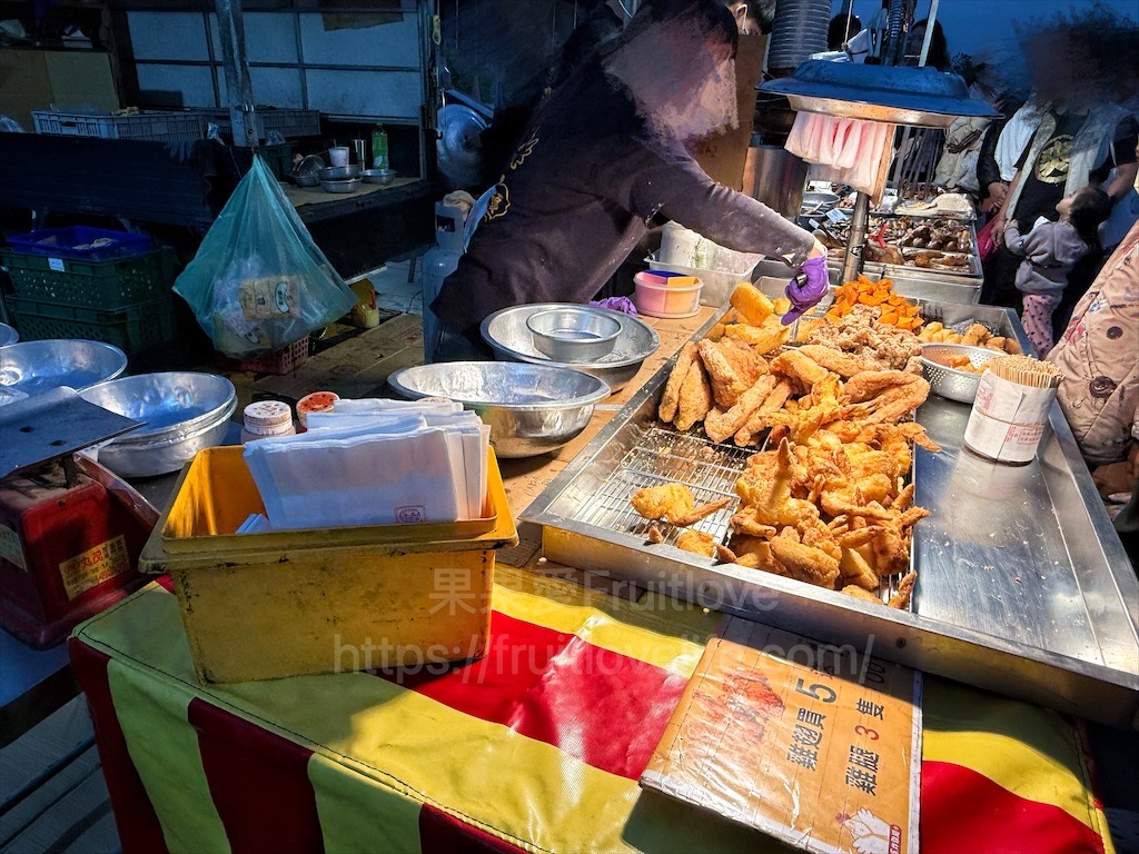 嘉義朴子週六夜市連在地人也好愛來逛，跟我們一起來看看有那些排隊美食推薦 @果果愛Fruitlove