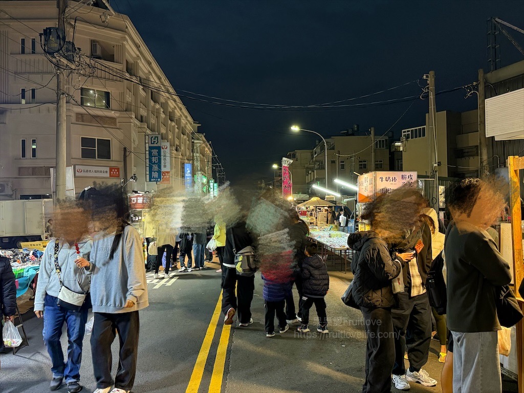 嘉義朴子週六夜市連在地人也好愛來逛，跟我們一起來看看有那些排隊美食推薦 @果果愛Fruitlove