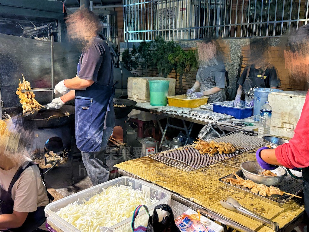 嘉義朴子週六夜市連在地人也好愛來逛，跟我們一起來看看有那些排隊美食推薦 @果果愛Fruitlove