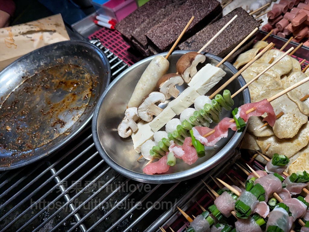 嘉義朴子週六夜市連在地人也好愛來逛，跟我們一起來看看有那些排隊美食推薦 @果果愛Fruitlove