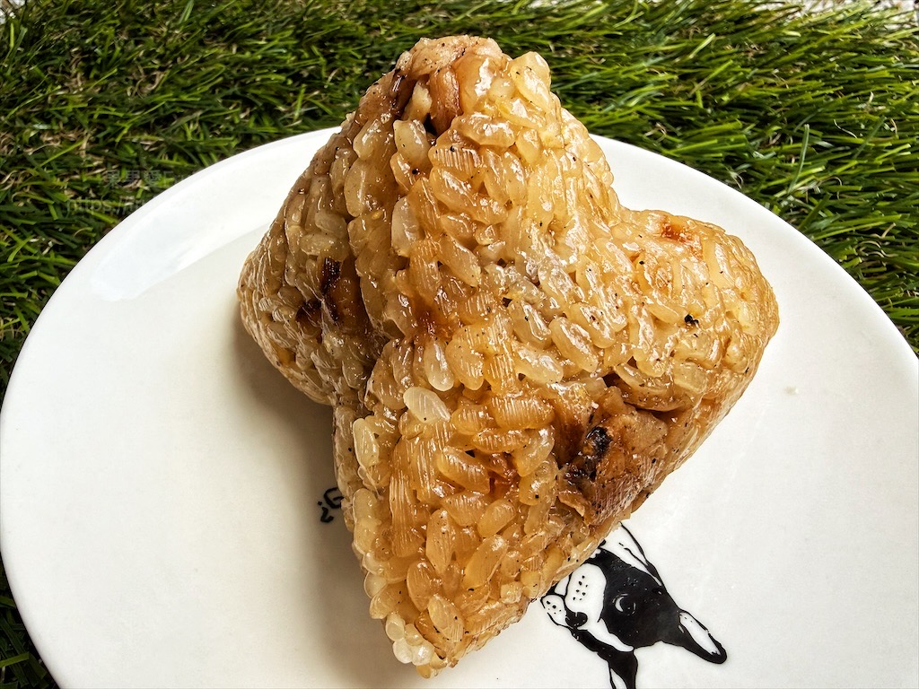 阿娟姐油飯肉粽|苗栗通宵肉粽,來白沙屯拱天宮拜拜,就來一顆燒燙燙的油飯肉粽 @果果愛Fruitlove 阿娟姐油飯肉粽|苗栗通宵肉粽,來白沙屯拱天宮拜拜,就來一顆燒燙燙的油飯肉粽 @果果愛Fruitlove