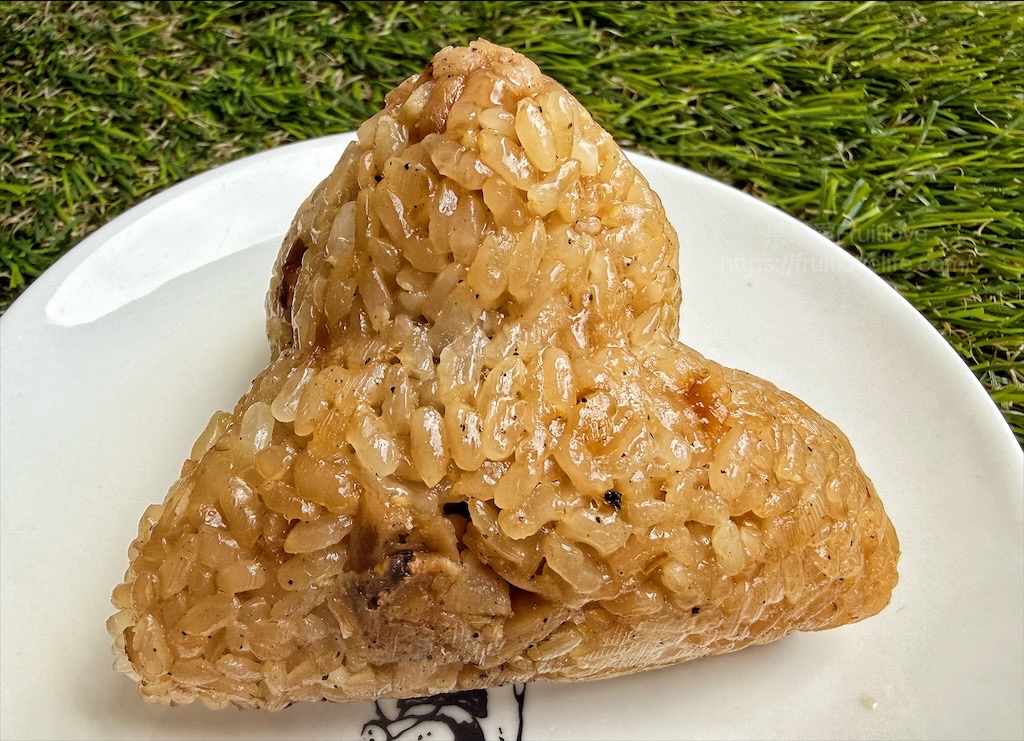 阿娟姐油飯肉粽|苗栗通宵肉粽,來白沙屯拱天宮拜拜,就來一顆燒燙燙的油飯肉粽 @果果愛Fruitlove 阿娟姐油飯肉粽|苗栗通宵肉粽,來白沙屯拱天宮拜拜,就來一顆燒燙燙的油飯肉粽 @果果愛Fruitlove