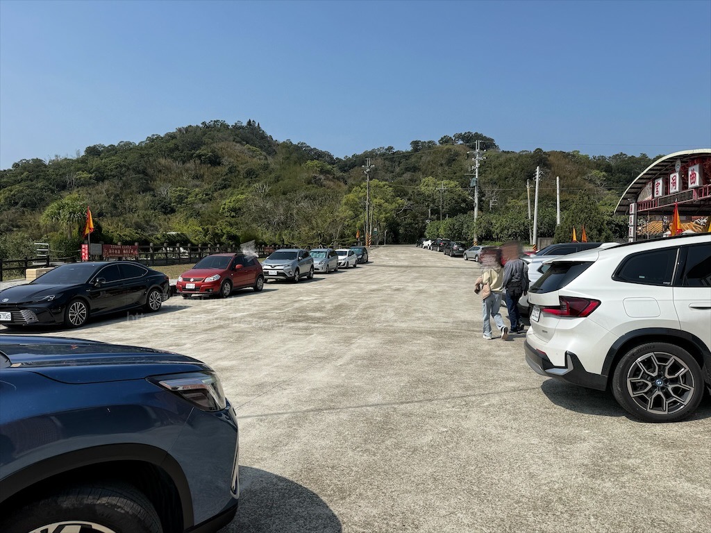 墨硯山步道|苗栗頭屋景點，城市山巒美景盡收眼底，30分鐘內輕鬆攻頂，親子、寵物友善 @果果愛Fruitlove