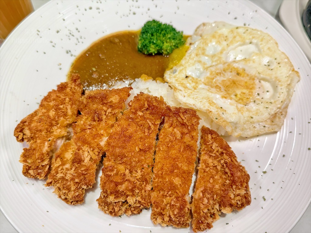 6吋盤早午餐大里店|台中大里早午餐，豐富的盤式早午餐，份量十足且平價，菜單選擇豐富 @果果愛Fruitlove