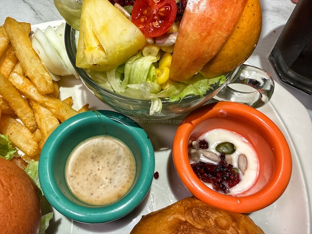 6吋盤早午餐大里店|台中大里早午餐，豐富的盤式早午餐，份量十足且平價，菜單選擇豐富 @果果愛Fruitlove