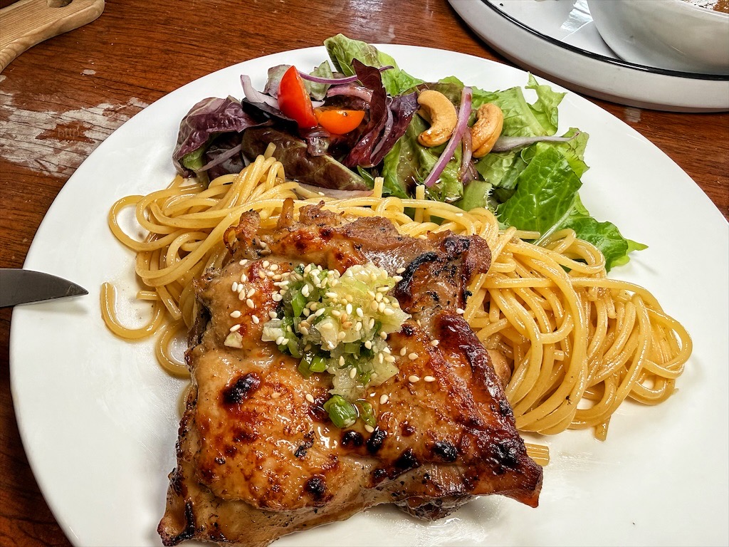 熊轉家餐酒館|台中霧峰餐酒館,很chill的深夜食堂,無水咖喱、義大利麵、點心、豐富餐酒、寵物友善,聚餐小酌首選 @果果愛Fruitlove 熊轉家餐酒館|台中霧峰餐酒館,很chill的深夜食堂,無水咖喱、義大利麵、點心、豐富餐酒、寵物友善,聚餐小酌首選 @果果愛Fruitlove