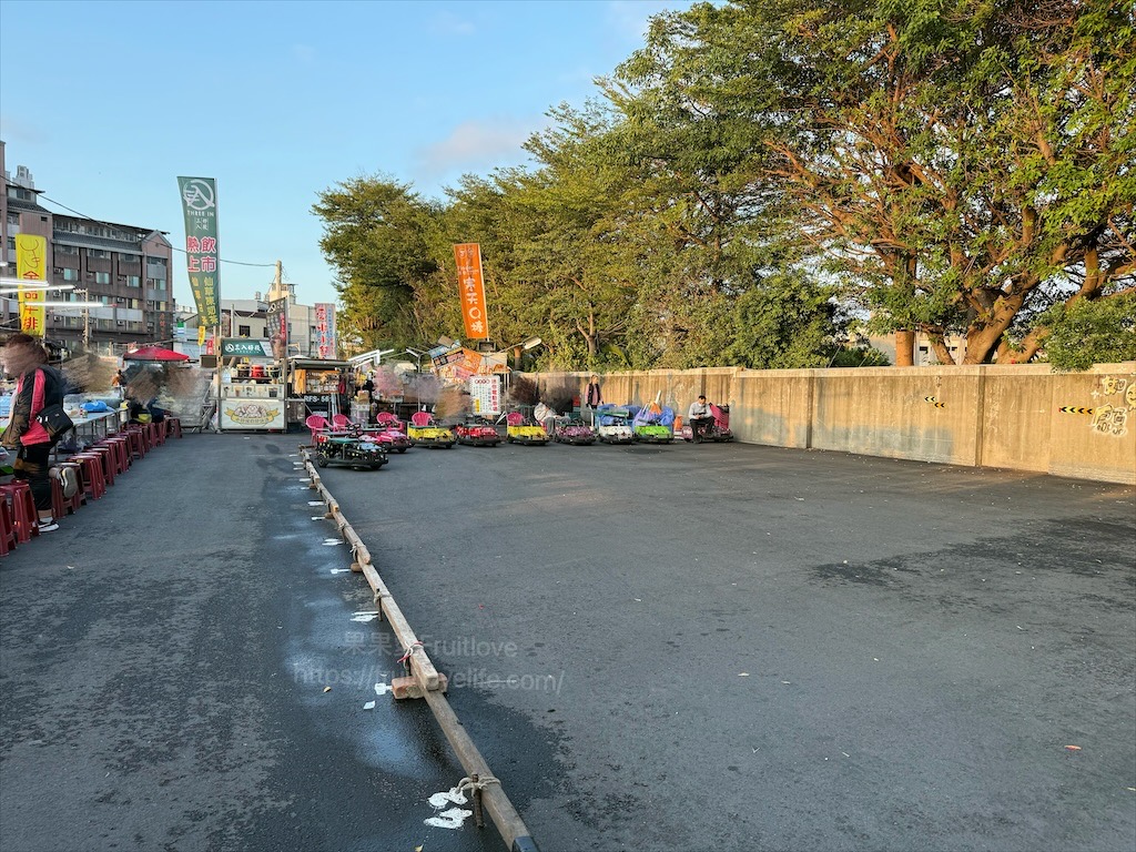 彰化精誠夜市有許多排隊美食小吃，跟我們一起來看看有那些排隊美食吧! @果果愛Fruitlove