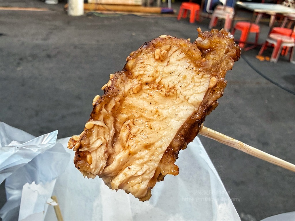 彰化精誠夜市有許多排隊美食小吃，跟我們一起來看看有那些排隊美食吧! @果果愛Fruitlove