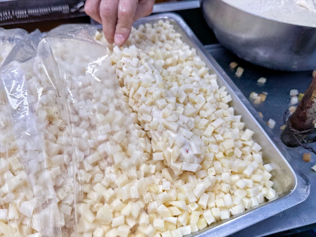 彰化精誠夜市有許多排隊美食小吃，跟我們一起來看看有那些排隊美食吧! @果果愛Fruitlove