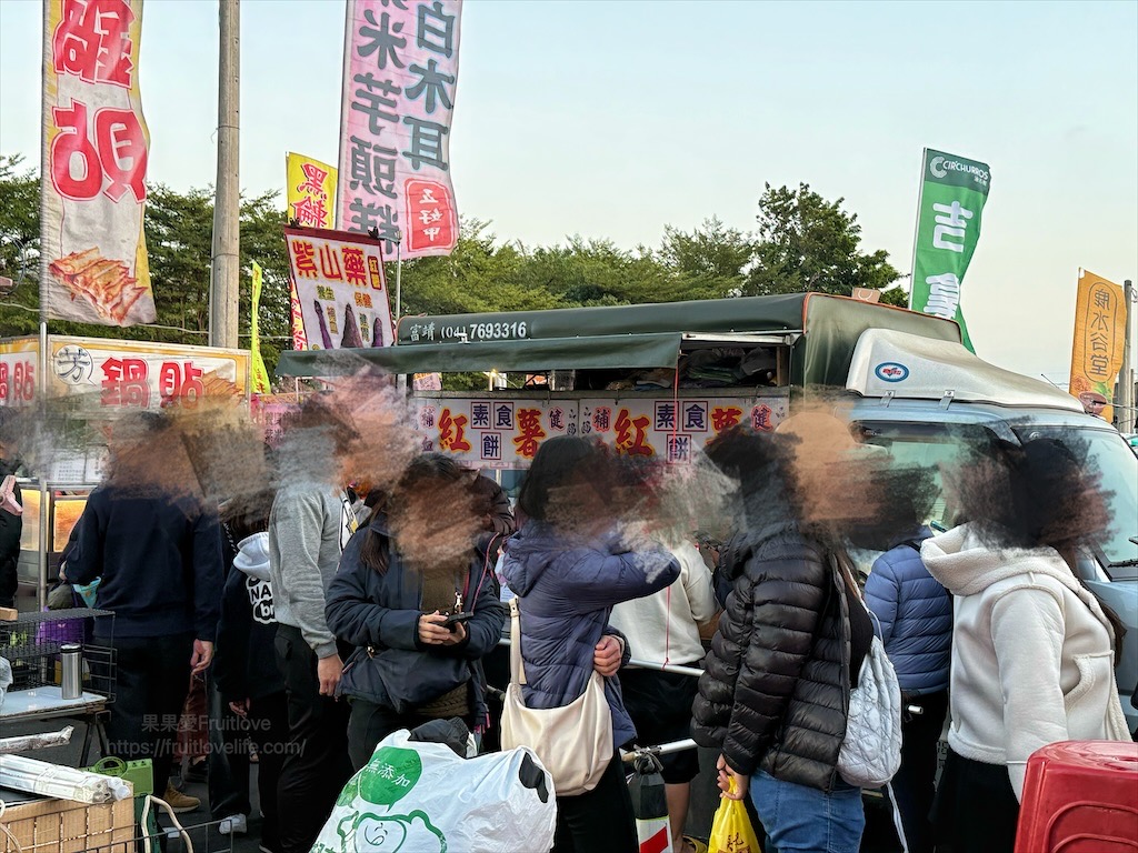 彰化精誠夜市有許多排隊美食小吃，跟我們一起來看看有那些排隊美食吧! @果果愛Fruitlove