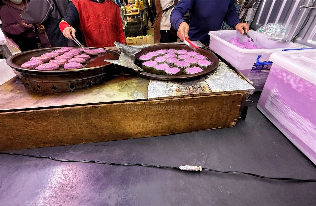 彰化精誠夜市有許多排隊美食小吃，跟我們一起來看看有那些排隊美食吧! @果果愛Fruitlove