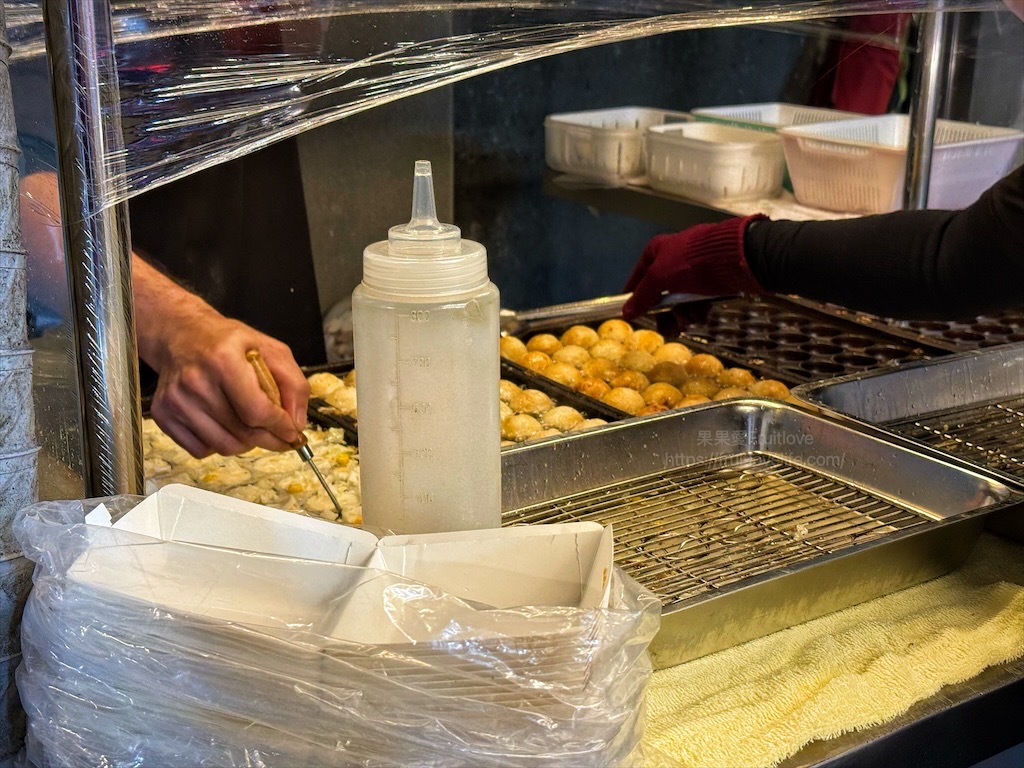 彰化精誠夜市有許多排隊美食小吃，跟我們一起來看看有那些排隊美食吧! @果果愛Fruitlove