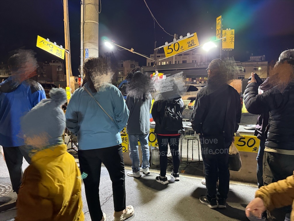 彰化精誠夜市有許多排隊美食小吃，跟我們一起來看看有那些排隊美食吧! @果果愛Fruitlove