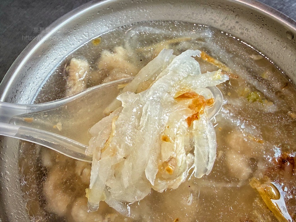 沙鹿肉圓|台中清水肉圓，人氣的古早味小吃店，肉圓、肉羹湯、乾麵都是許多人點的，鄰近清水紫雲巖 @果果愛Fruitlove