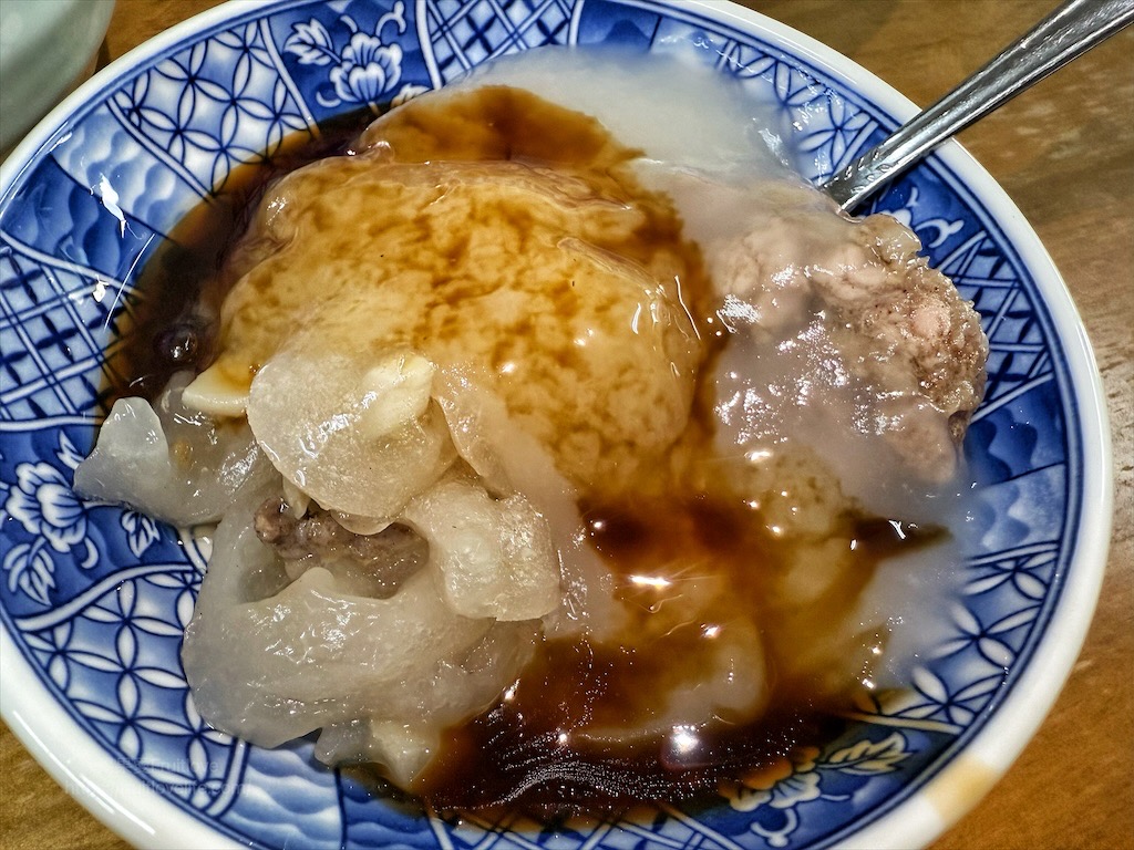 阿開肉圓|南投埔里肉圓，傳承超過60年的手工肉圓，Q彈外皮、扎實內餡，別忘了加大骨湯唷! @果果愛Fruitlove