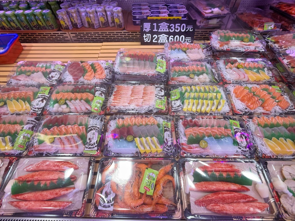 新竹南寮漁港一日遊，親子、美食、野餐、放風箏這裡都有，品嚐竹風漁市海鮮與海岸療癒美景 @果果愛Fruitlove