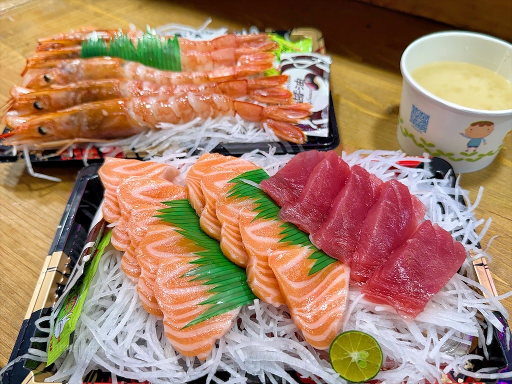 新竹南寮漁港一日遊，親子、美食、野餐、放風箏這裡都有，品嚐竹風漁市海鮮與海岸療癒美景 @果果愛Fruitlove