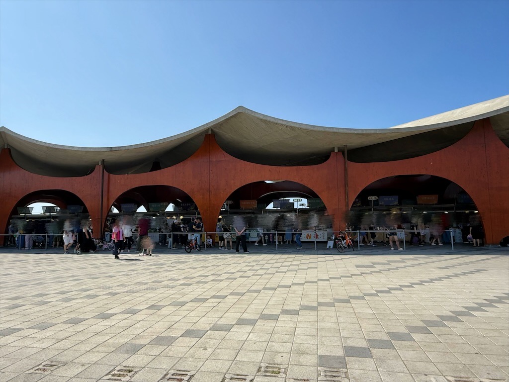 新竹南寮漁港一日遊，親子、美食、野餐、放風箏這裡都有，品嚐竹風漁市海鮮與海岸療癒美景 @果果愛Fruitlove