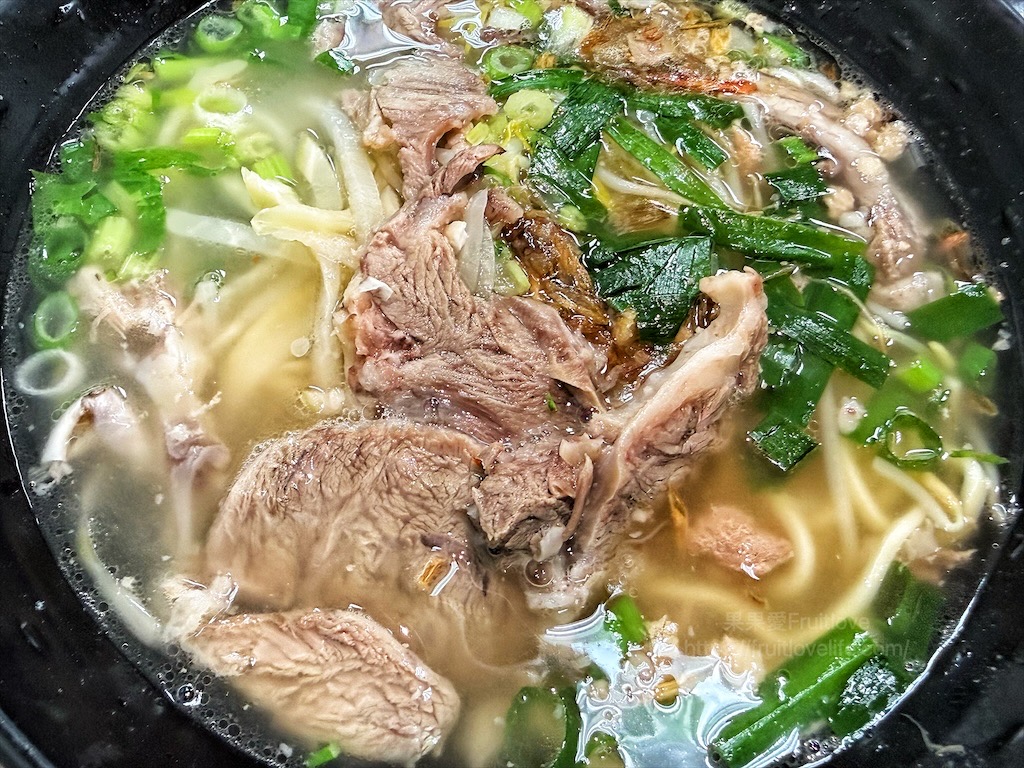 邵媽媽小吃店|新竹竹北高CP值早午餐推薦，魚羹、骨仔肉麵、炒米粉平價美味市場美食！ @果果愛Fruitlove