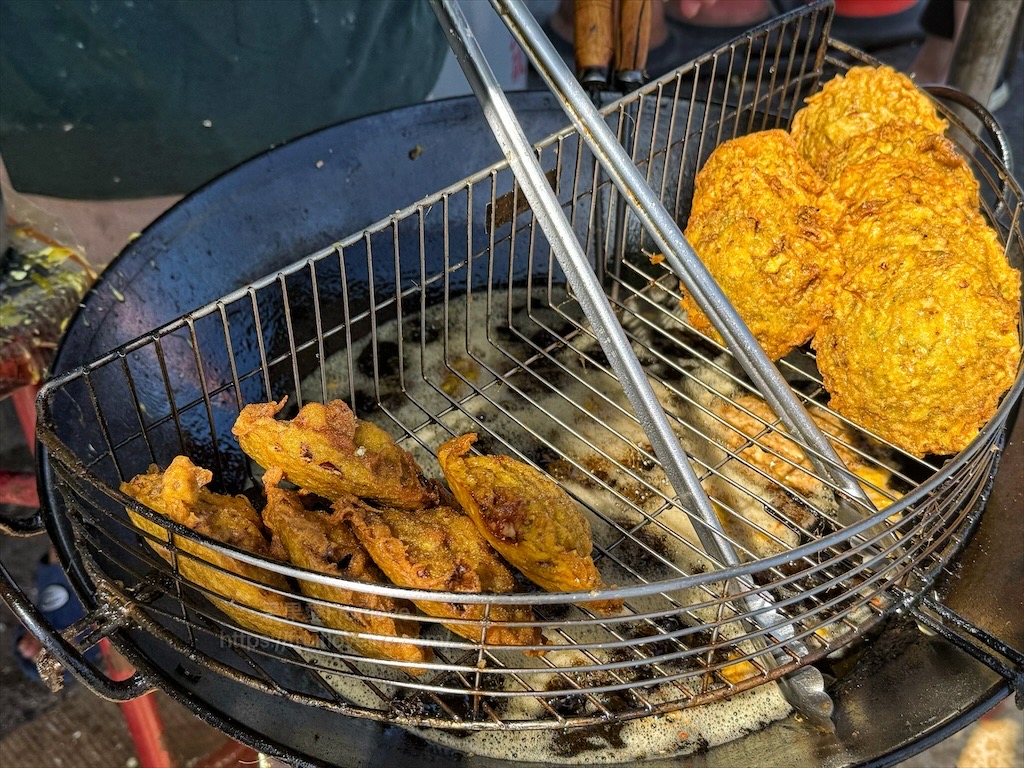 下崙剉冰店|雲林口湖必吃古早味！蝦餅、羊肉嗲、蚵嗲酥脆鮮美，銅板價享受在地好滋味