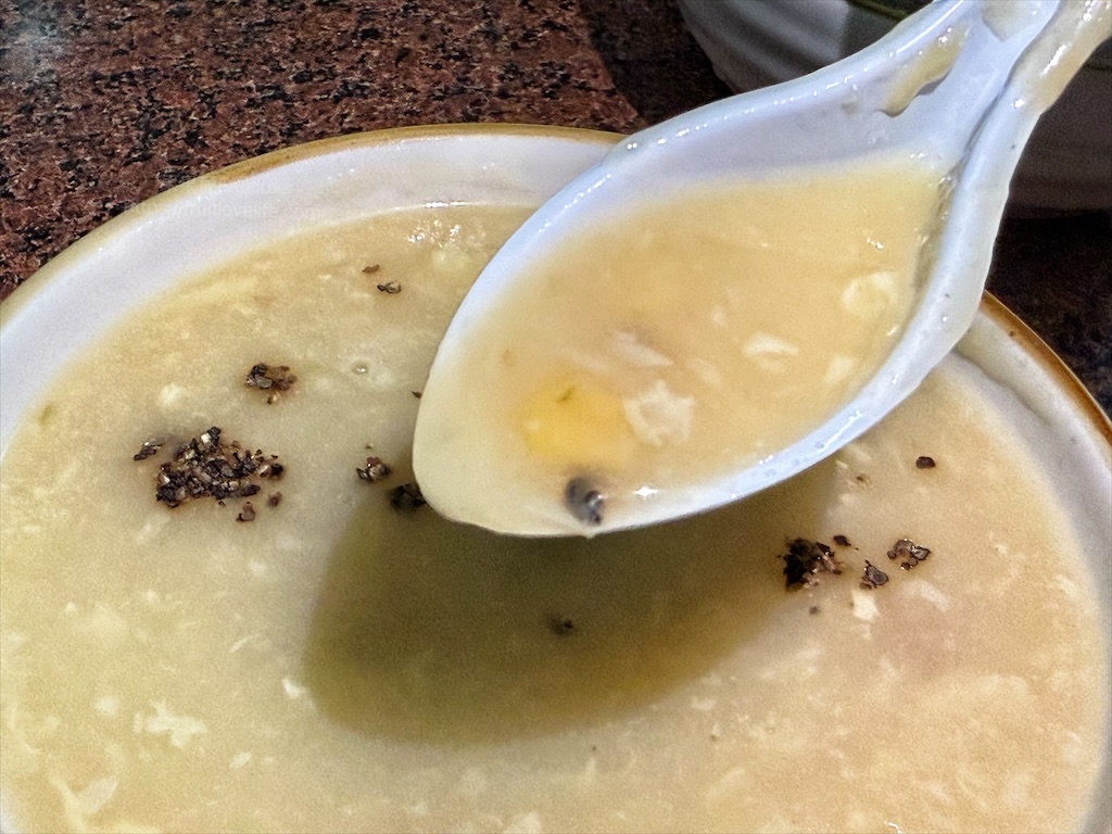 阿宏煎餃|彰化線西煎餃、水餃,就藏身在民宅內的美味小吃,金黃酥脆的煎餃就是要配上玉米濃湯或酸辣湯 @果果愛Fruitlove 阿宏煎餃|彰化線西煎餃、水餃,就藏身在民宅內的美味小吃,金黃酥脆的煎餃就是要配上玉米濃湯或酸辣湯 @果果愛Fruitlove