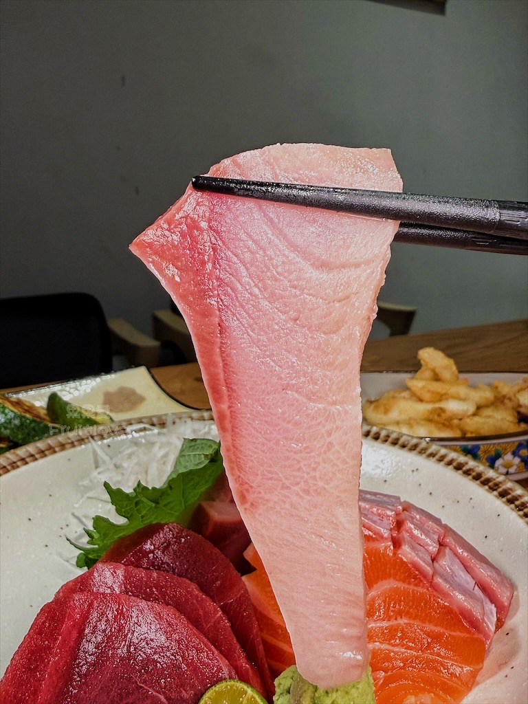 日漉料理屋 | 台中大里日式料理，丼飯、生魚片、握壽司必點外，山藥細麵、一夜干、日式蒸蛋都很推薦 @果果愛Fruitlove
