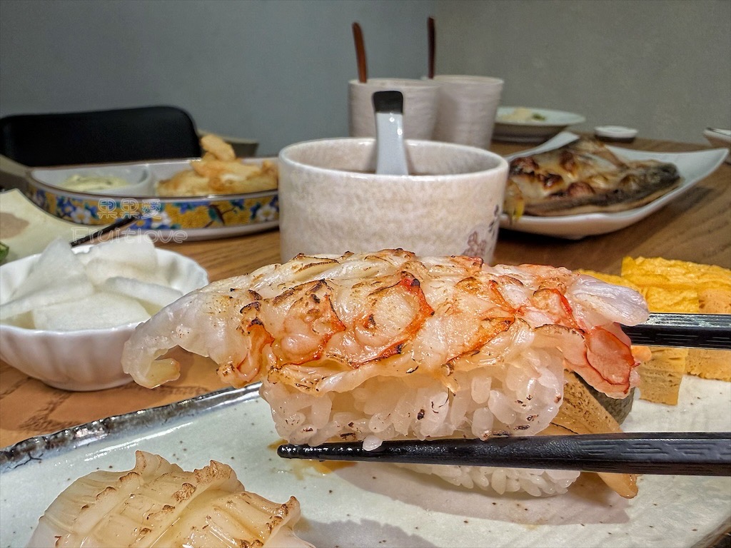 日漉料理屋 | 台中大里日式料理，丼飯、生魚片、握壽司必點外，山藥細麵、一夜干、日式蒸蛋都很推薦 @果果愛Fruitlove