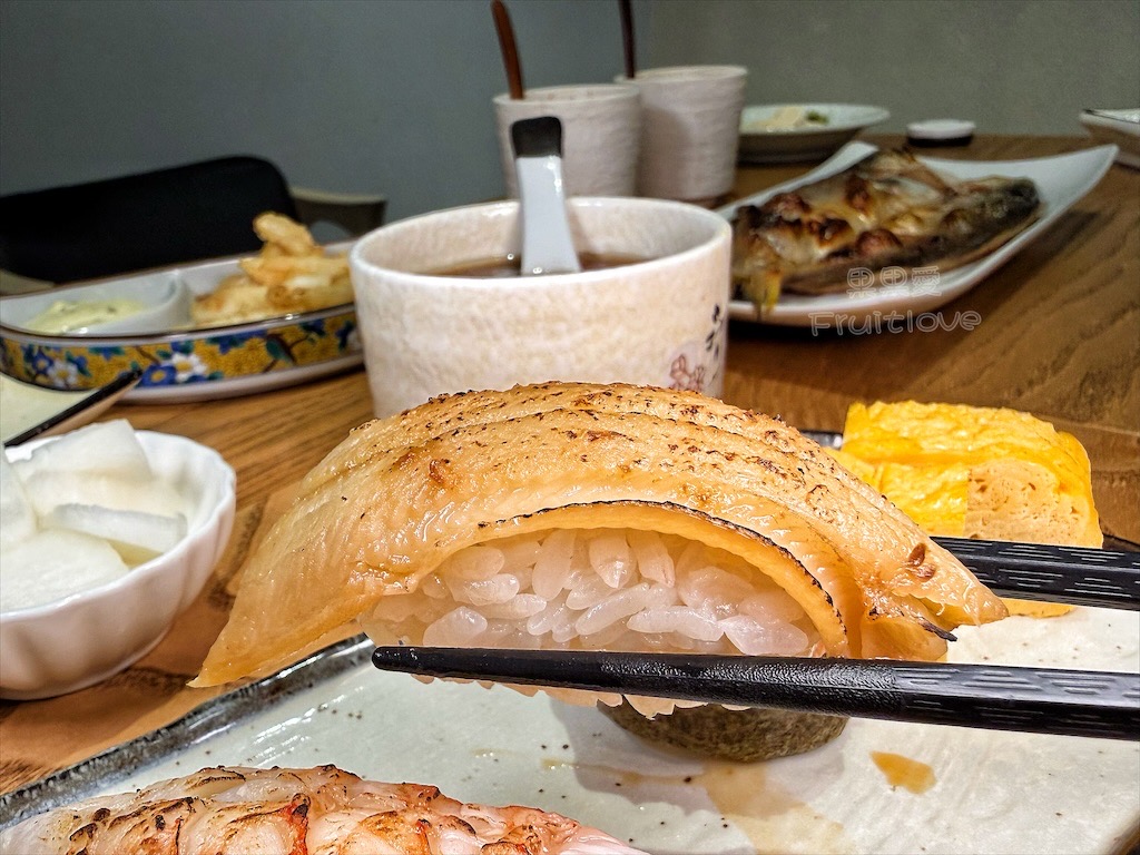 日漉料理屋 | 台中大里日式料理，丼飯、生魚片、握壽司必點外，山藥細麵、一夜干、日式蒸蛋都很推薦 @果果愛Fruitlove