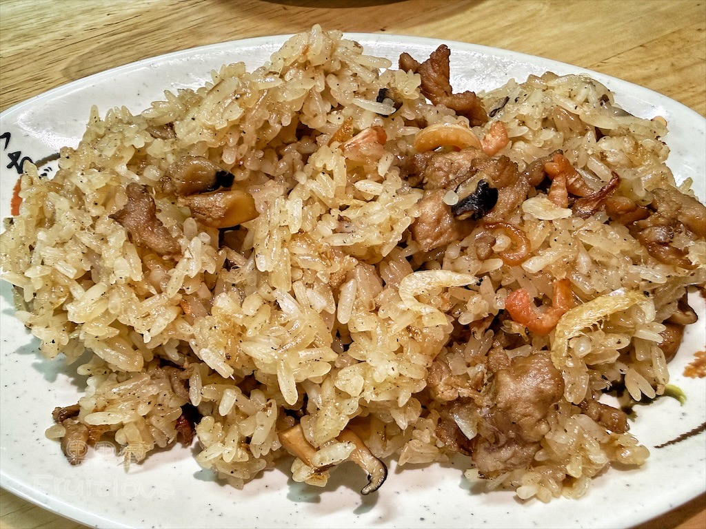 林家傳統美食 | 台中北屯古早味小吃，手工蘿蔔糕、糯米炸、油飯通通來一份，近松竹寺的溫馨古早味，還有可愛鸚鵡等你來！ @果果愛Fruitlove