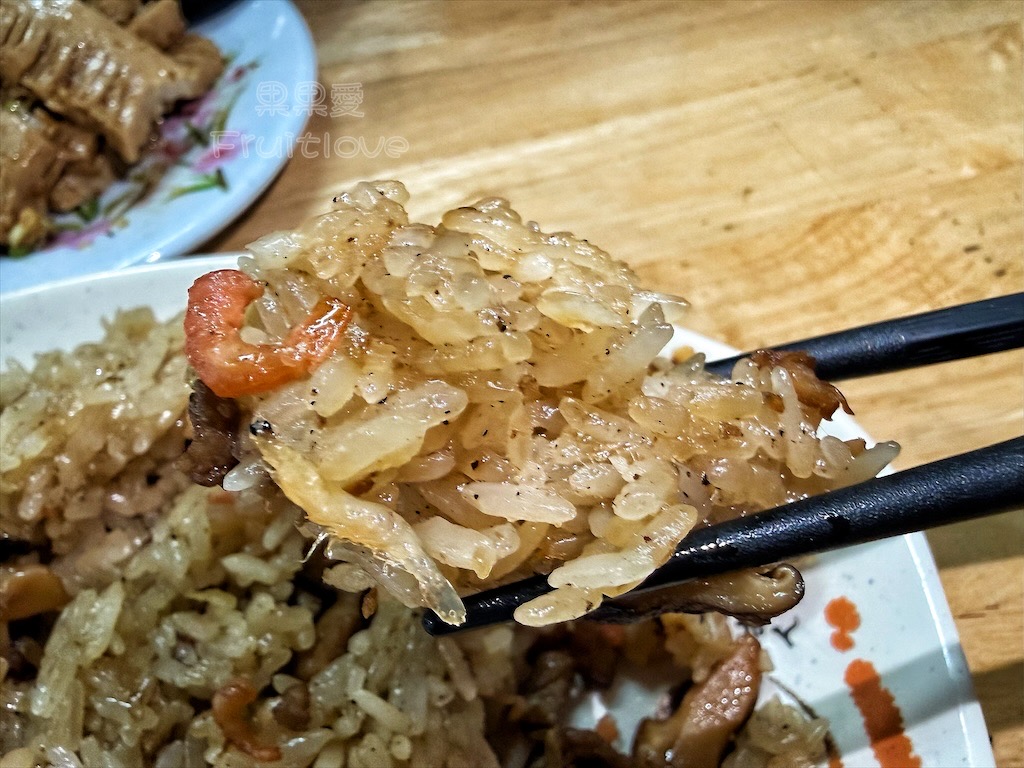 林家傳統美食 | 台中北屯古早味小吃，手工蘿蔔糕、糯米炸、油飯通通來一份，近松竹寺的溫馨古早味，還有可愛鸚鵡等你來！ @果果愛Fruitlove