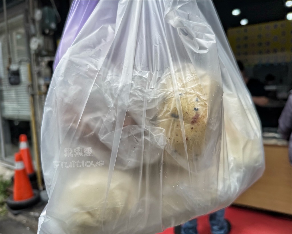 苗栗頭份｜江夏堂包子饅頭：通通10元不用懷疑，10種口味任你挑，在地人激推的銅板美食！ @果果愛Fruitlove