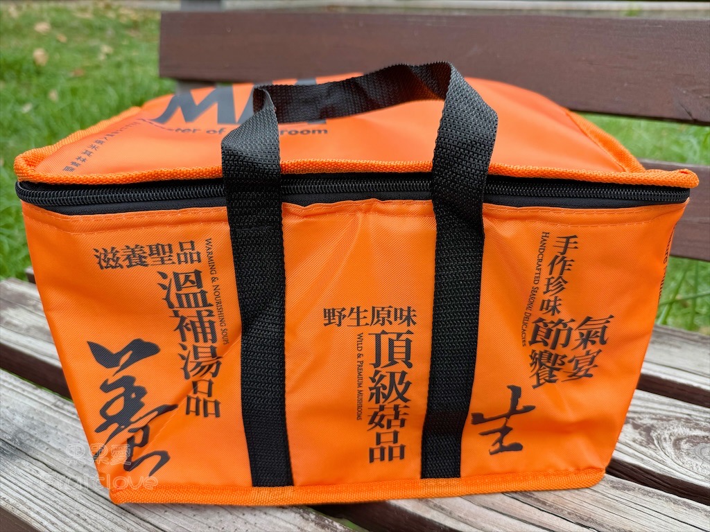 南投鹿谷｜菇神：個人獨享湯品，天白花菇土雞湯、黃金蟲草百菇湯，加熱即食超方便！ @果果愛Fruitlove
