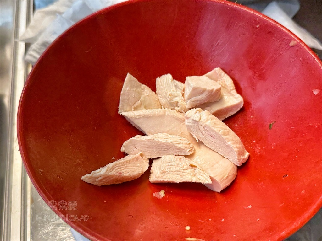 台中南屯鹽水雞推薦｜干城鹽水雞：黎明新村排隊美食，獨特檸檬、泰式酸辣、檸檬香菜口味必嚐！ @果果愛Fruitlove