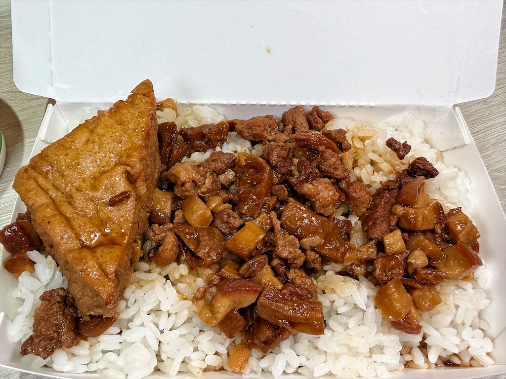 台中大里|州冰棍全安堂:自製三款剉冰糖水,還有懷舊冰袋、飲料、冰棒與古早味滷肉飯 @果果愛Fruitlove 台中大里|州冰棍全安堂:自製三款剉冰糖水,還有懷舊冰袋、飲料、冰棒與古早味滷肉飯 @果果愛Fruitlove