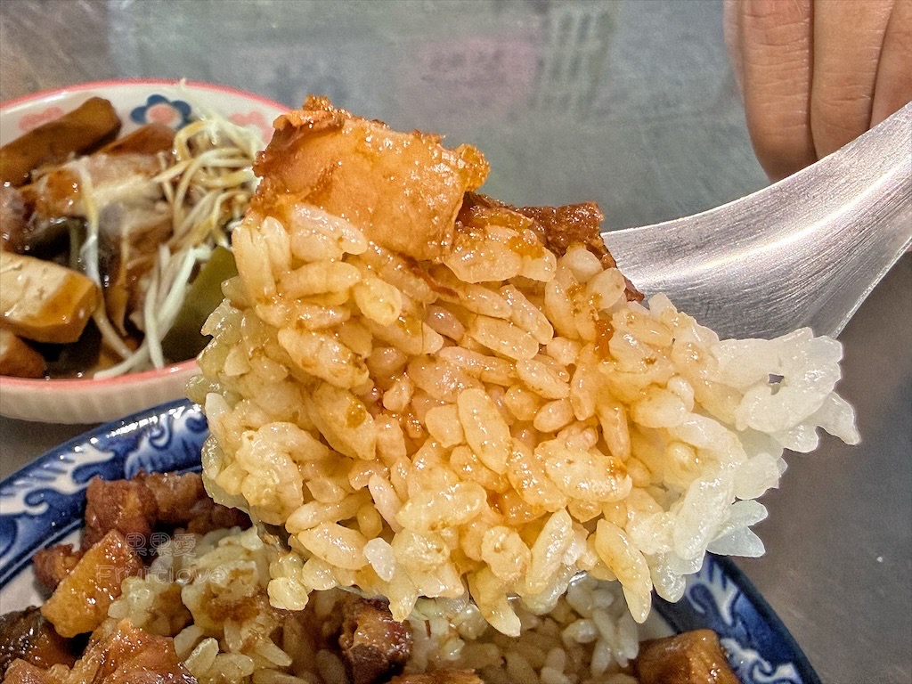 雲林虎尾早午餐｜安溪里麵攤：40年鄉間古早味，滷肉飯、乾麵與羹麵是許多人推薦的 @果果愛Fruitlove