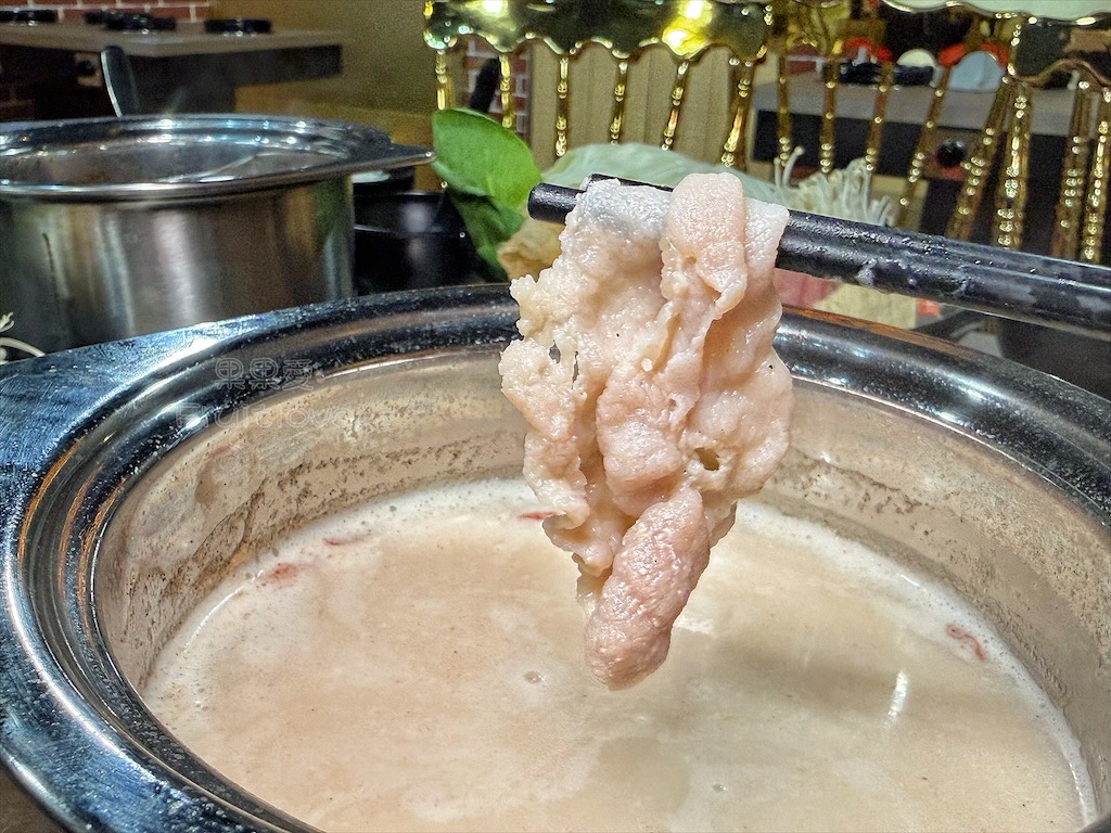雲林虎尾火鍋｜炒鍋堂：一炒一鍋雙重美味，單人也能品嚐鴛鴦鍋，冰淇淋、飲料、白飯吃到飽 @果果愛Fruitlove