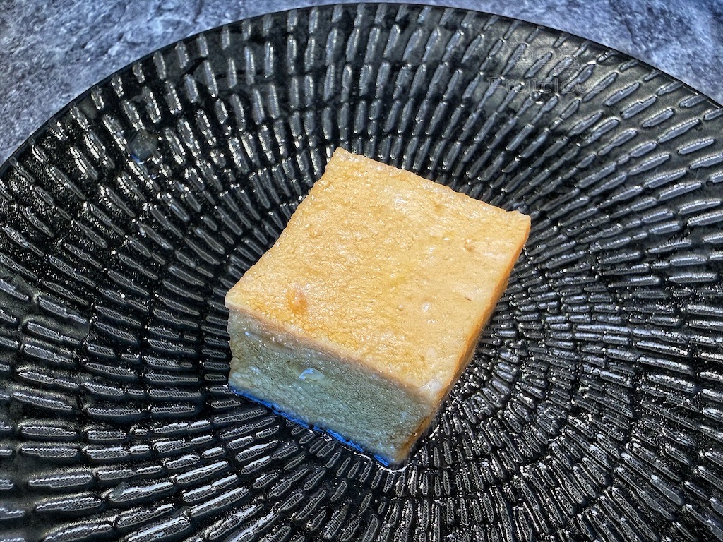南投鹿谷火鍋｜雞王涮涮鍋鹿芝谷店：手切冷藏文昌雞、金雞元寶盛器，享受美味的同時，滿額送鹿芝谷生態園區門票 @果果愛Fruitlove