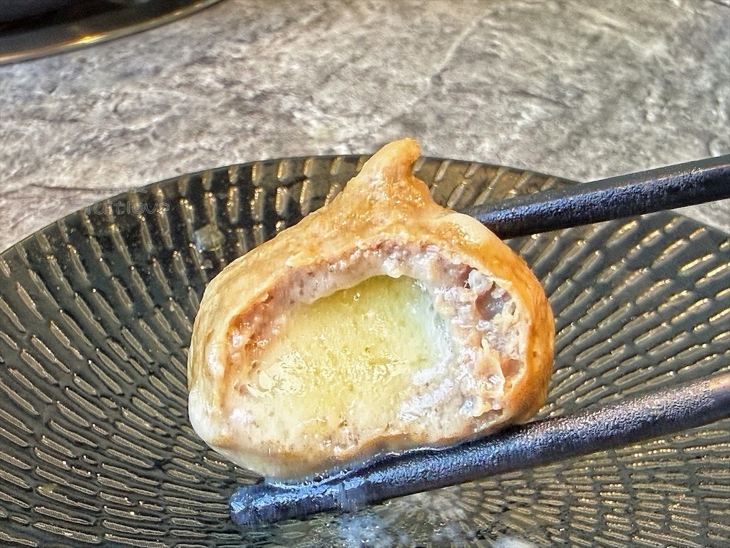 南投鹿谷火鍋｜雞王涮涮鍋鹿芝谷店：手切冷藏文昌雞、金雞元寶盛器，享受美味的同時，滿額送鹿芝谷生態園區門票 @果果愛Fruitlove