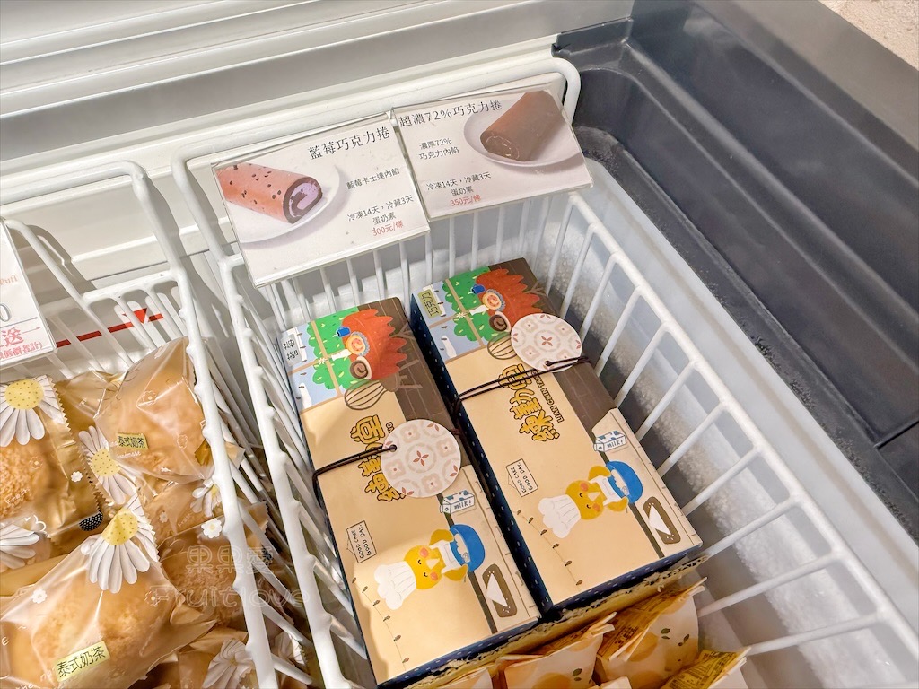 台中沙鹿甜點蛋糕|練勤堂:招牌裸蛋糕,特色太陽餅和創新檸檬蛋糕伴手禮禮盒,還有多款寶盒蛋糕、手工餅乾 @果果愛Fruitlove 台中沙鹿甜點蛋糕|練勤堂:招牌裸蛋糕,特色太陽餅和創新檸檬蛋糕伴手禮禮盒,還有多款寶盒蛋糕、手工餅乾 @果果愛Fruitlove
