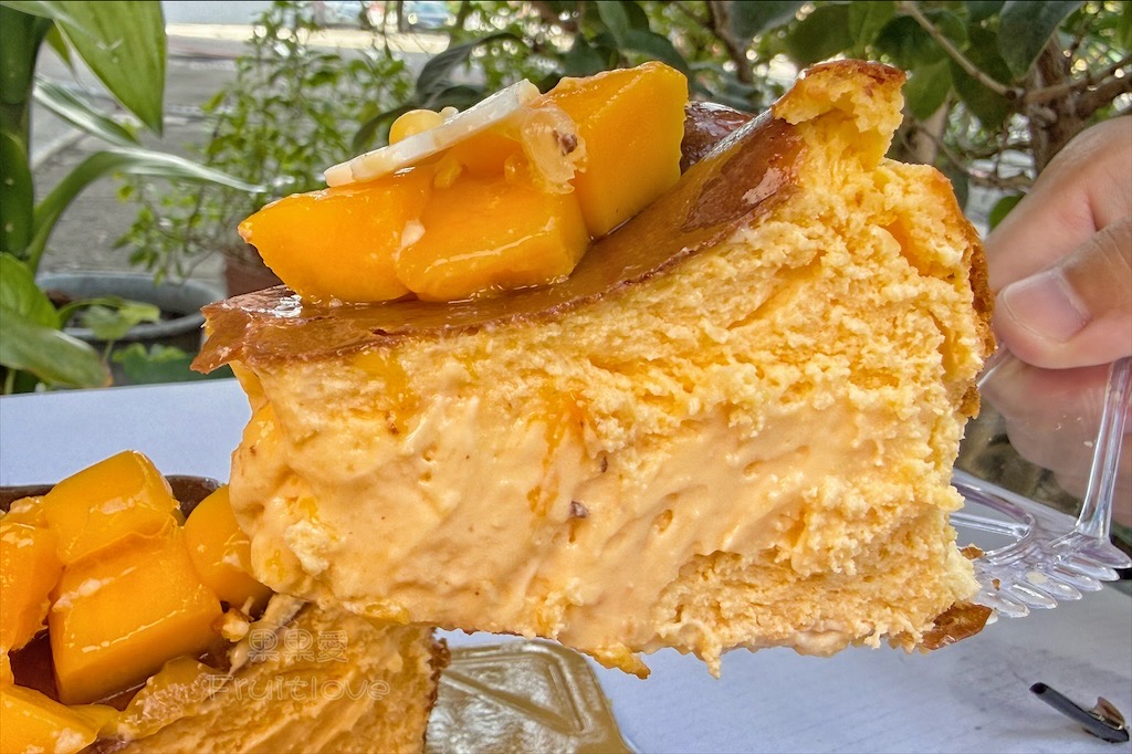 台中沙鹿甜點蛋糕|練勤堂:招牌裸蛋糕,特色太陽餅和創新檸檬蛋糕伴手禮禮盒,還有多款寶盒蛋糕、手工餅乾 @果果愛Fruitlove 台中沙鹿甜點蛋糕|練勤堂:招牌裸蛋糕,特色太陽餅和創新檸檬蛋糕伴手禮禮盒,還有多款寶盒蛋糕、手工餅乾 @果果愛Fruitlove