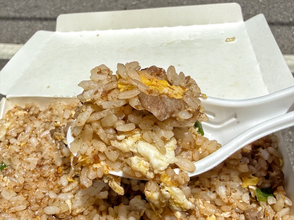 台中太平｜太平阿龍快炒：炒飯、炒麵、燴飯、湯麵通通一律50元，在地人激推平價小吃 @果果愛Fruitlove