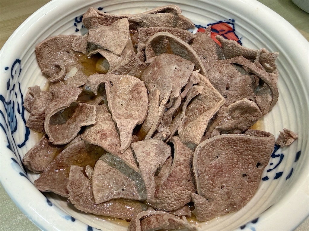 台中清水｜潮州手工製作餛飩麵：繽紛手工餛飩，Q彈蔬菜麵，香濃麻醬麵，在地老味道必嚐！ @果果愛Fruitlove