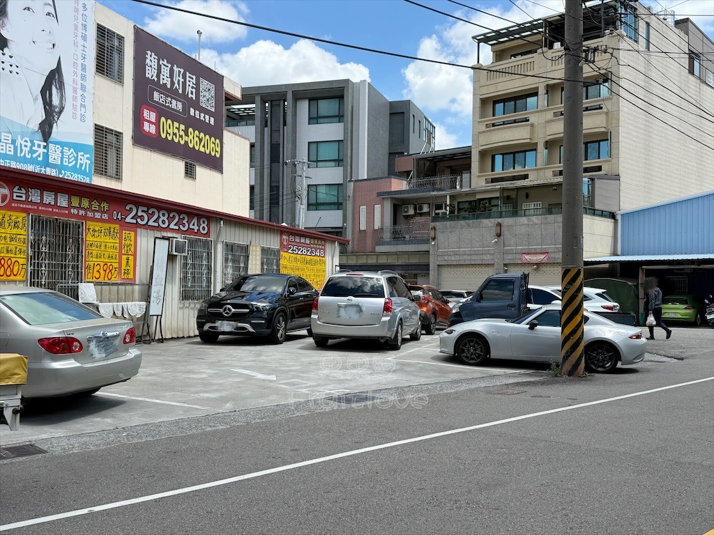 台中豐原｜康康豬豬血湯：在地人必吃超人氣早午餐，豬血湯滑嫩彈牙，炒麵搭配蔥辣醬超對味 @果果愛Fruitlove