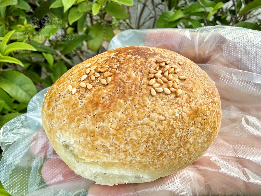 台中南屯|椒餅人低油胡椒餅:黎明新村每週只賣一天的胡椒餅!原味與孜然口味推薦 @果果愛Fruitlove 台中南屯|椒餅人低油胡椒餅:黎明新村每週只賣一天的胡椒餅!原味與孜然口味推薦 @果果愛Fruitlove