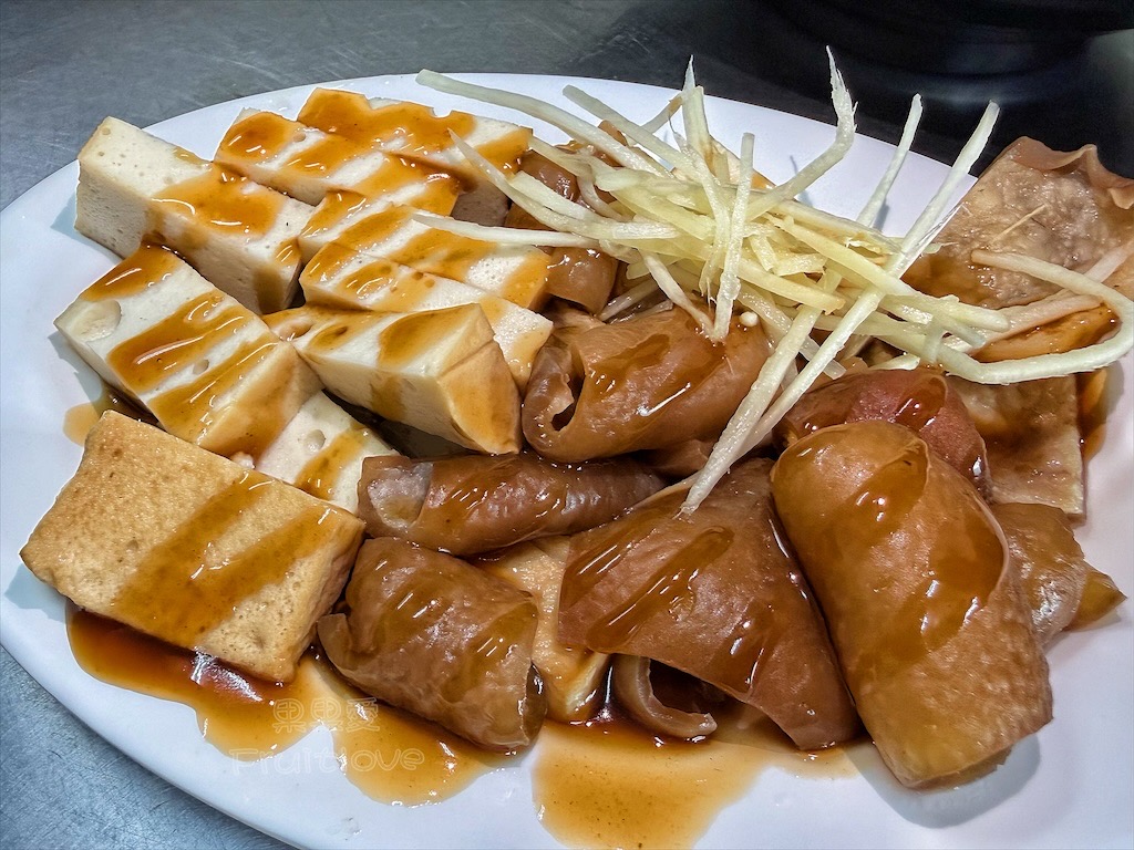 台中東區|富貴街肉羹麵: 巷弄內美食小吃,肉羹Q彈,羹湯好喝有層次,用料實在、份量十足 @果果愛Fruitlove 台中東區|富貴街肉羹麵: 巷弄內美食小吃,肉羹Q彈,羹湯好喝有層次,用料實在、份量十足 @果果愛Fruitlove