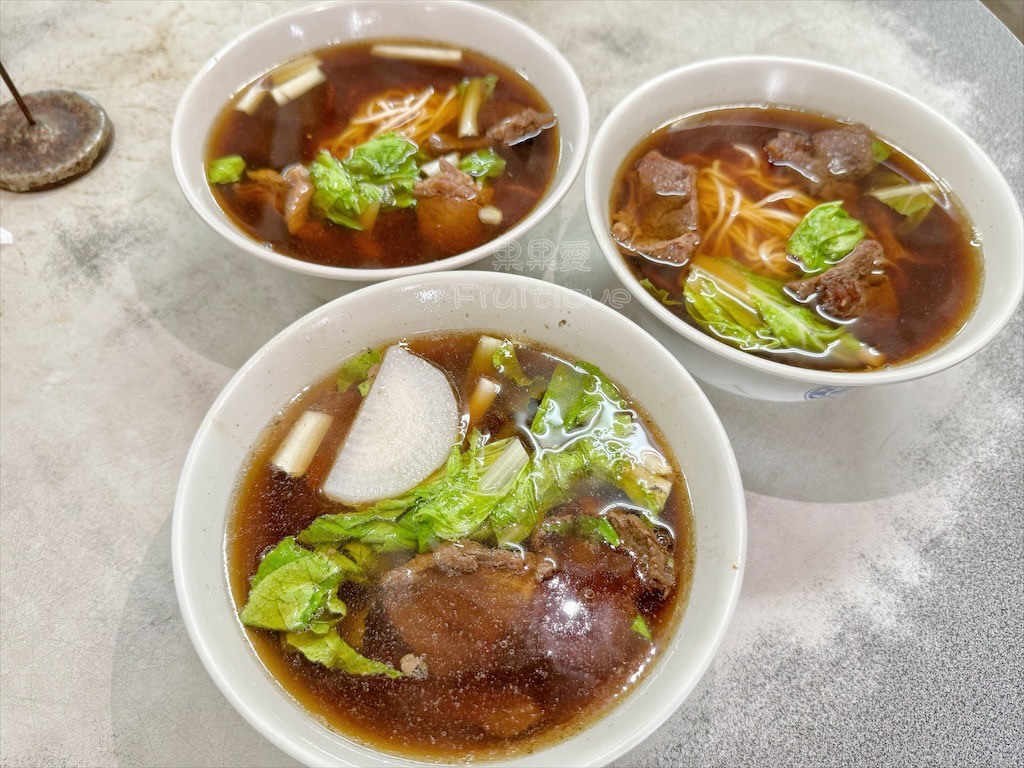 早安飯糰 | 台中烏日早餐，不脹氣的飯糰，多種口味可選擇，一定要在配上一杯清甜的菊花茶 @果果愛Fruitlove
