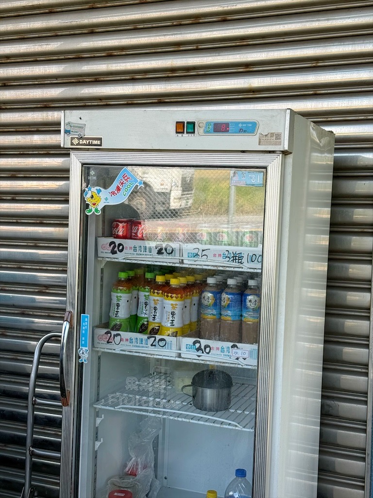 桃園觀音美食｜魷豬yaya碳烤：在地人私藏鐵皮屋炭烤香腸、必吃招牌鹹豬肉 @果果愛Fruitlove