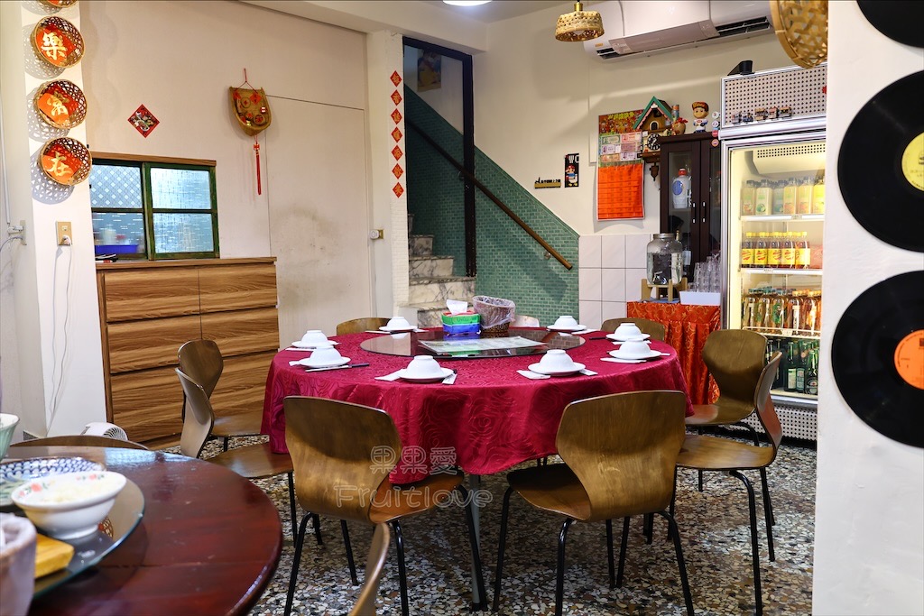 台中北區|飯先知:復古老宅道地台菜餐廳推薦,必吃招牌玉米雞、老菜脯蛤蜊雞,寵物友善/包廂聚餐 @果果愛Fruitlove 台中北區|飯先知:復古老宅道地台菜餐廳推薦,必吃招牌玉米雞、老菜脯蛤蜊雞,寵物友善/包廂聚餐 @果果愛Fruitlove